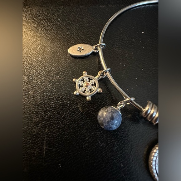 Macy’s Unwritten Silver Bangle Bracelet - Picture 3 of 8